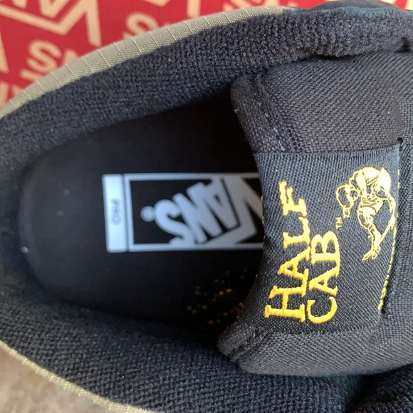 VANS HALF CAB PRO SURPLUS BLACK/MILITARY WMNS - Picture 6 of 16